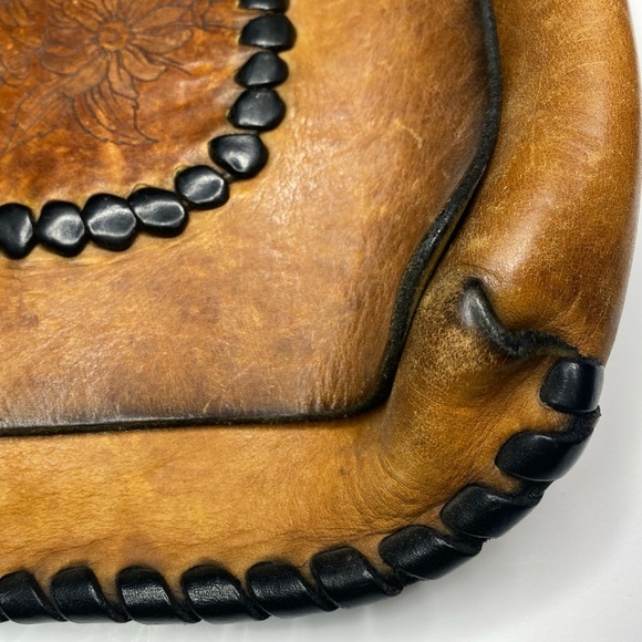 Vintage Rare Find Tooled Rustic Boho Leather Bag w /Floral Design - Picture 6 of 13
